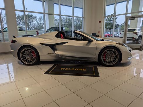 Used 2024 Chevrolet Corvette Z06 w/ Battery Protection Package image 6
