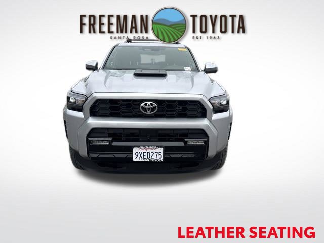 Used 2025 Toyota 4Runner TRD Sport Premium AWD/4WD image 3
