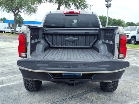 New 2026 Chevrolet Colorado ZR2 AWD/4WD image 12