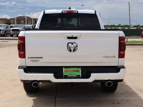 Used 2019 RAM 1500 Laramie AWD/4WD image 5