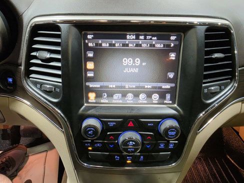 Used 2014 Jeep Grand Cherokee Overland AWD/4WD image 40