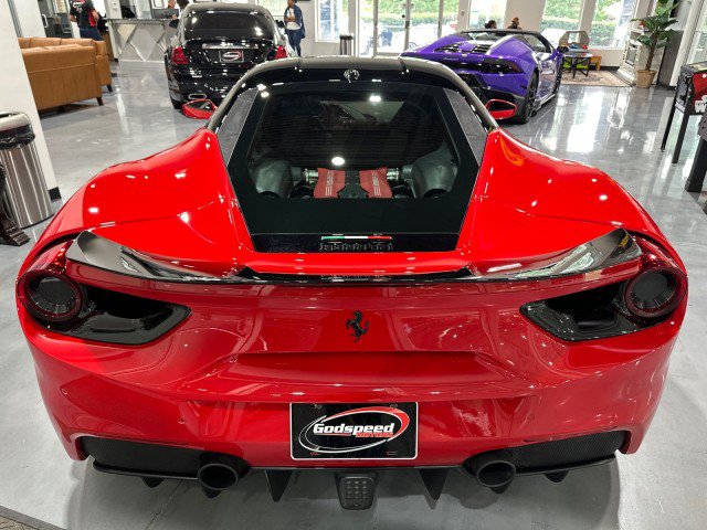 Used 2016 Ferrari 488 GTB RWD image 36