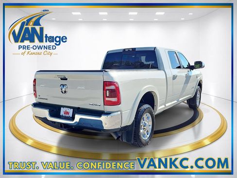 Used 2022 RAM 3500 Laramie AWD/4WD image 6