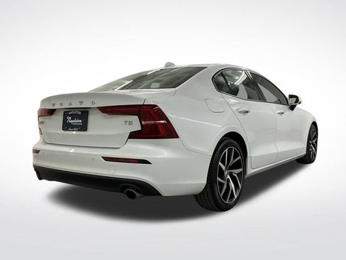 Used 2020 Volvo S60 T5 Momentum w/ Protection Package Premier FWD image 3