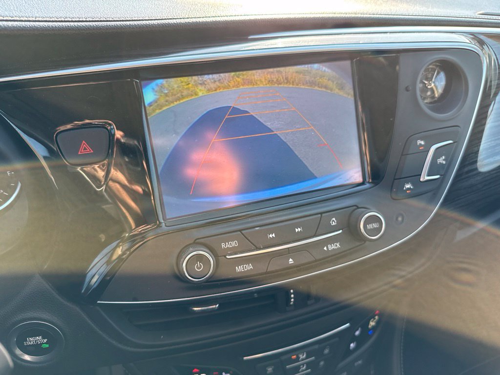 Used 2016 Buick Envision Premium AWD/4WD image 33
