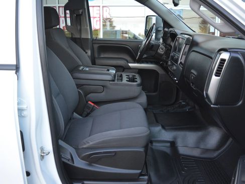 Used 2018 Chevrolet Silverado 1500 LT image 13