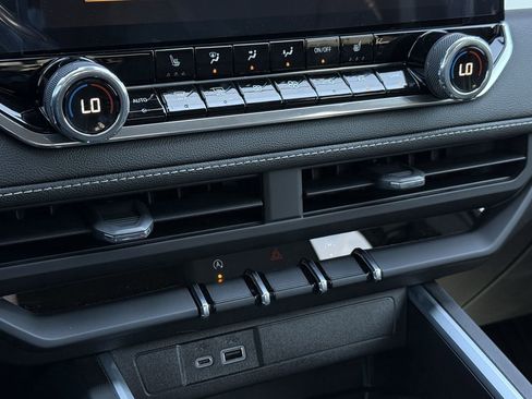 New 2026 Chevrolet Colorado LT w/ LT Convenience Package image 16