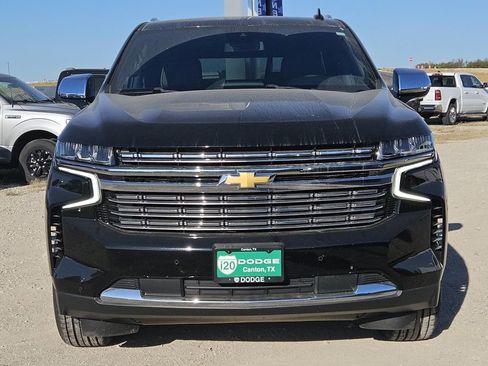 Used 2023 Chevrolet Tahoe Premier RWD image 3