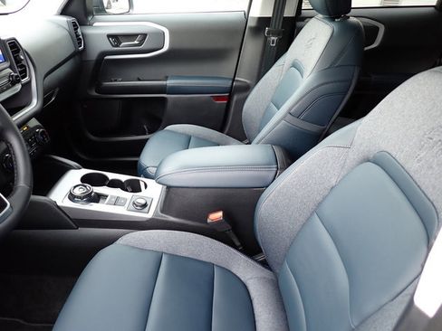 Certified 2024 Ford Bronco Sport Outer Banks image 11