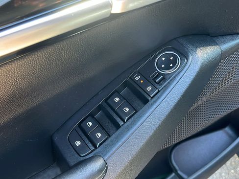 Used 2024 Kia Seltos S AWD/4WD image 24