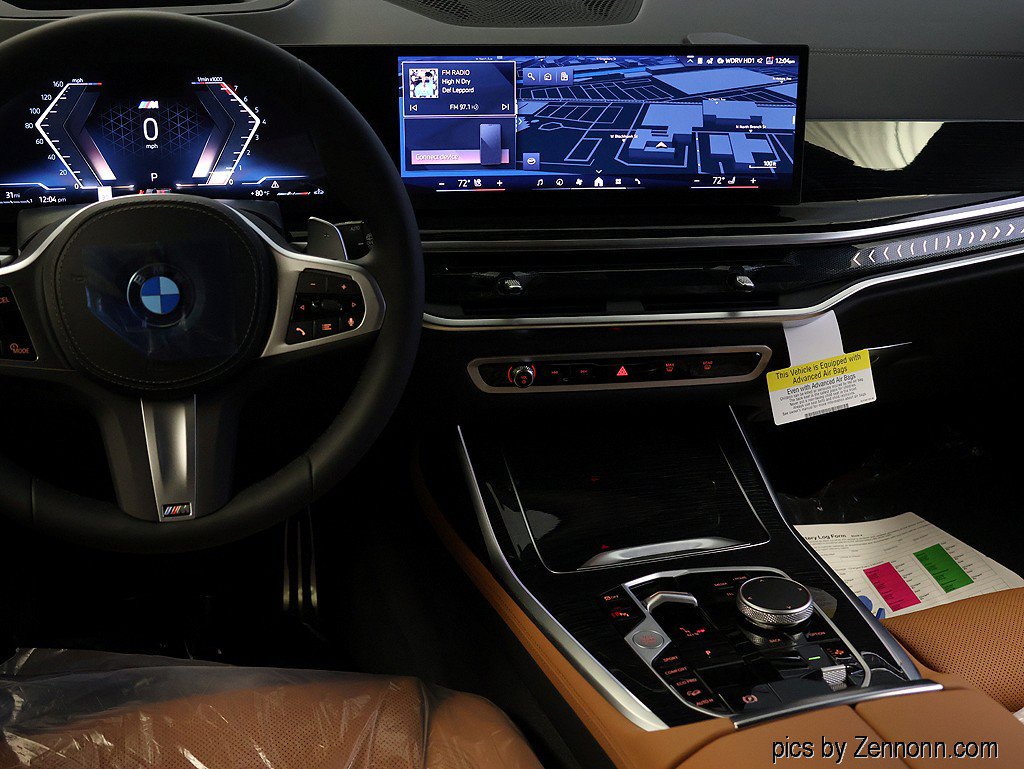 Used 2027 BMW X7 xDrive40i w/ M Sport Package AWD/4WD image 17
