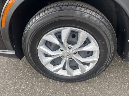 Used 2023 Honda CR-V LX image 11