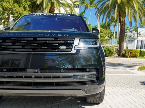 Used 2023 Land Rover Range Rover Long Wheelbase Autobiography image 6