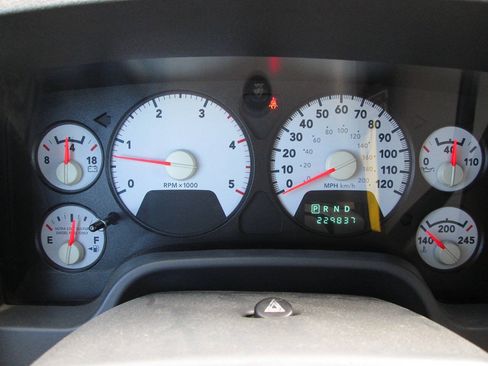 Used 2007 Dodge Ram 2500 Truck SLT w/ Light Group AWD/4WD image 18