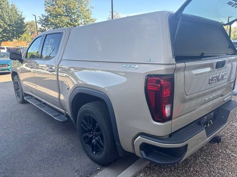 Used 2022 GMC Sierra 1500 Elevation w/ Elevation Premium Package AWD/4WD image 9