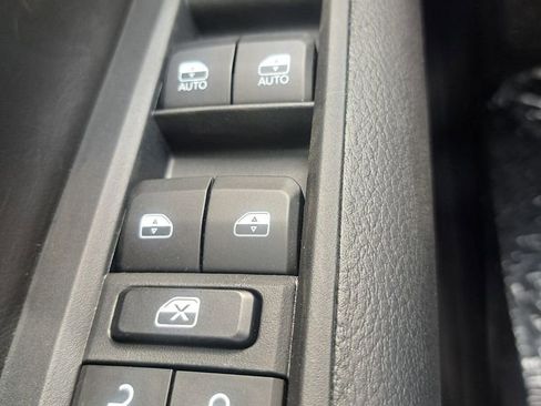 New 2026 Jeep Compass Latitude image 16