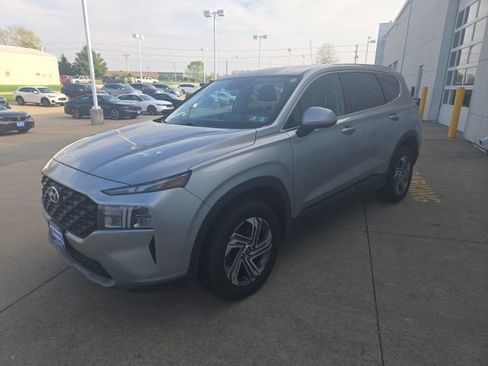 Used 2021 Hyundai Santa Fe SE AWD/4WD image 4