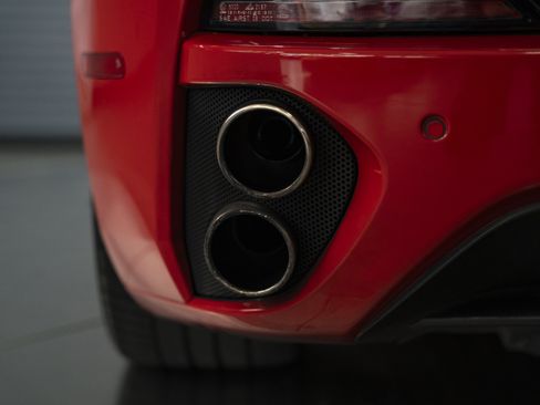 Used 2014 Ferrari California RWD image 20