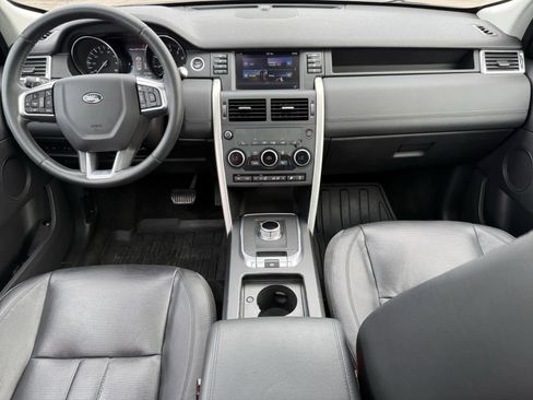 Used 2016 Land Rover Discovery Sport HSE image 12