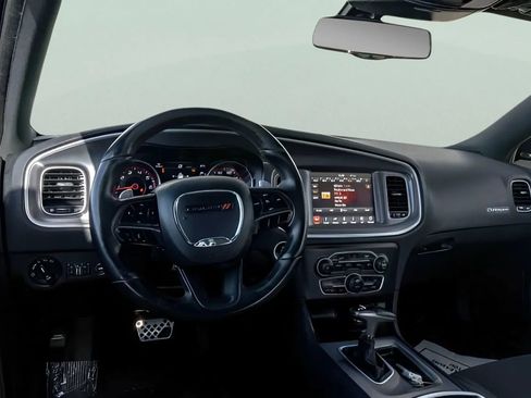 Used 2019 Dodge Charger GT image 27