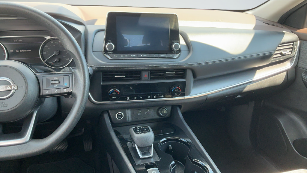 Used 2023 Nissan Rogue SV AWD/4WD image 8