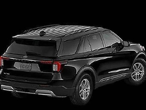 New 2026 Ford Explorer Active w/ Active Comfort Package RWD image 10