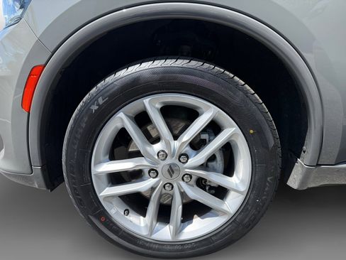 Used 2023 Dodge Durango GT image 9