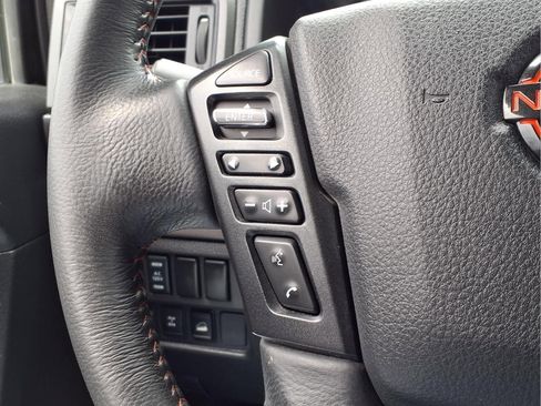 Used 2023 Nissan Titan PRO-4X AWD/4WD image 20