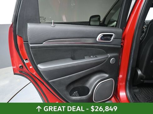 Used 2014 Jeep Grand Cherokee SRT8 w/ Luxury Group II AWD/4WD image 25