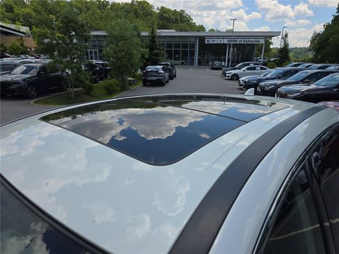 Used 2023 Nissan Murano SL w/ SL Moonroof Package AWD/4WD image 11