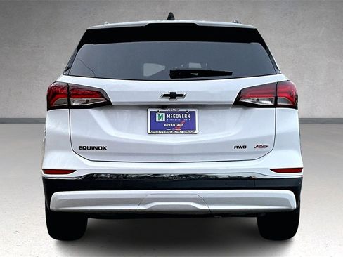 Used 2023 Chevrolet Equinox RS image 5
