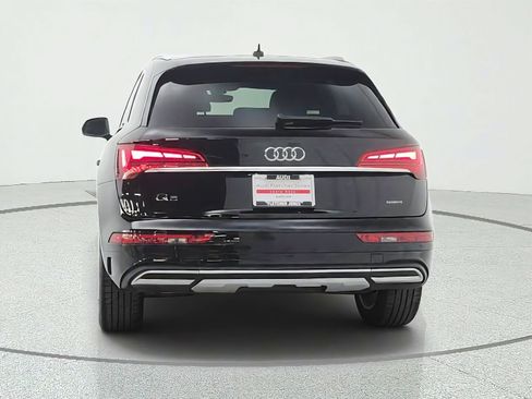 Used 2023 Audi Q5 2.0T Premium Plus w/ Premium Plus Package AWD/4WD image 6