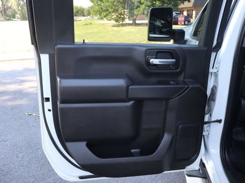 Used 2022 Chevrolet Silverado 3500 LT AWD/4WD image 27