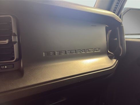 Certified 2021 Ford Bronco First Edition AWD/4WD image 24