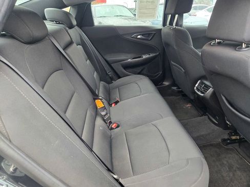 Used 2016 Chevrolet Malibu LT image 14