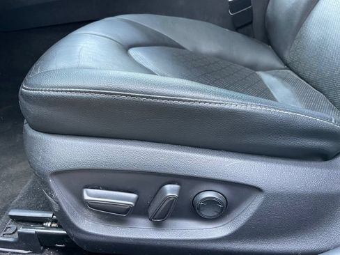 Used 2021 Toyota Camry XSE FWD image 10