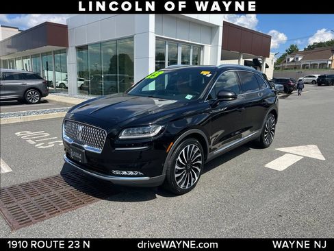 Certified 2023 Lincoln Nautilus Black Label w/ Cargo Utility Package AWD/4WD image 2