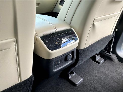Used 2023 INFINITI QX60 Luxe w/ Cargo Package AWD/4WD image 12
