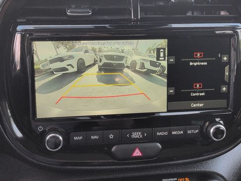 Used 2020 Kia Soul EX w/ Option Group 015 FWD image 19