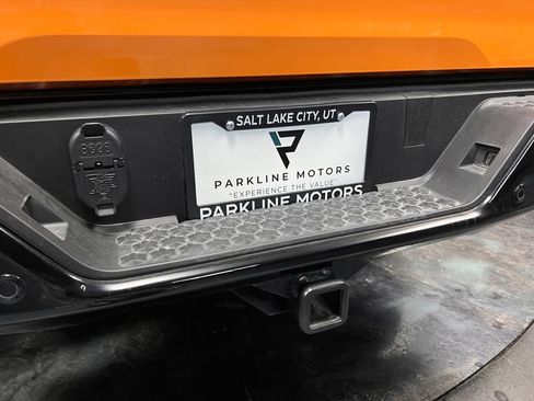 Used 2025 Chevrolet Colorado Z71 w/ Technology Package AWD/4WD image 30