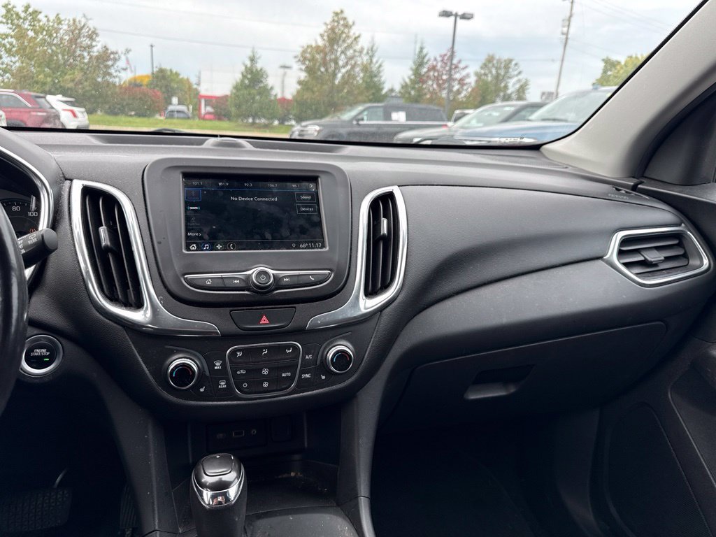 Used 2019 Chevrolet Equinox LT FWD image 12