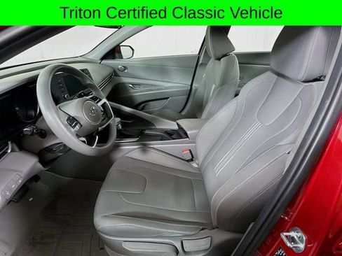 Used 2023 Hyundai Elantra SEL w/ Preferred Accessory Package image 20