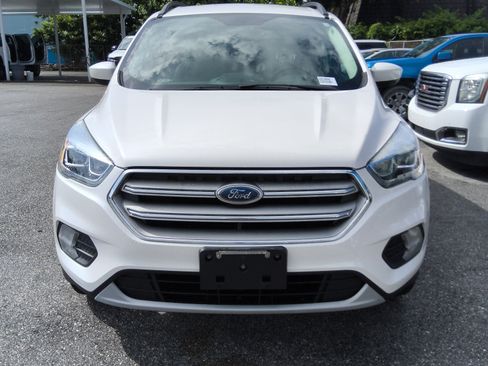 Used 2018 Ford Escape SEL FWD image 3