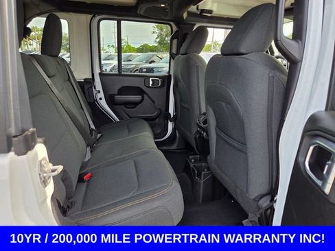 Used 2025 Jeep Wrangler Unlimited Sport AWD/4WD image 14