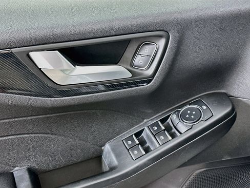 Used 2025 Ford Escape ST-Line Select AWD/4WD image 15