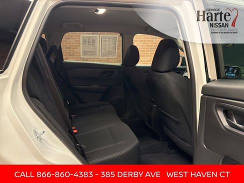 Certified 2024 Nissan Rogue S image 29