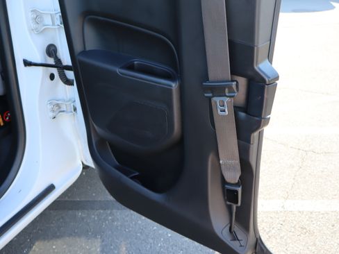 Used 2021 Chevrolet Colorado W/T w/ WT Convenience Package RWD image 17