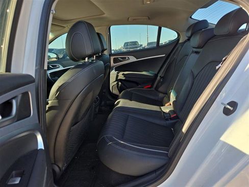 Used 2020 Genesis G70 2.0T w/ Elite Package image 9