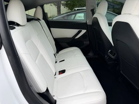 Used 2021 Tesla Model Y Performance AWD/4WD image 22