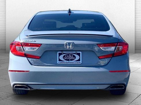 Used 2022 Honda Accord Sport image 3
